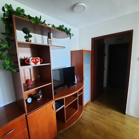 Wild Innu Apartment Skopje Bagian luar foto